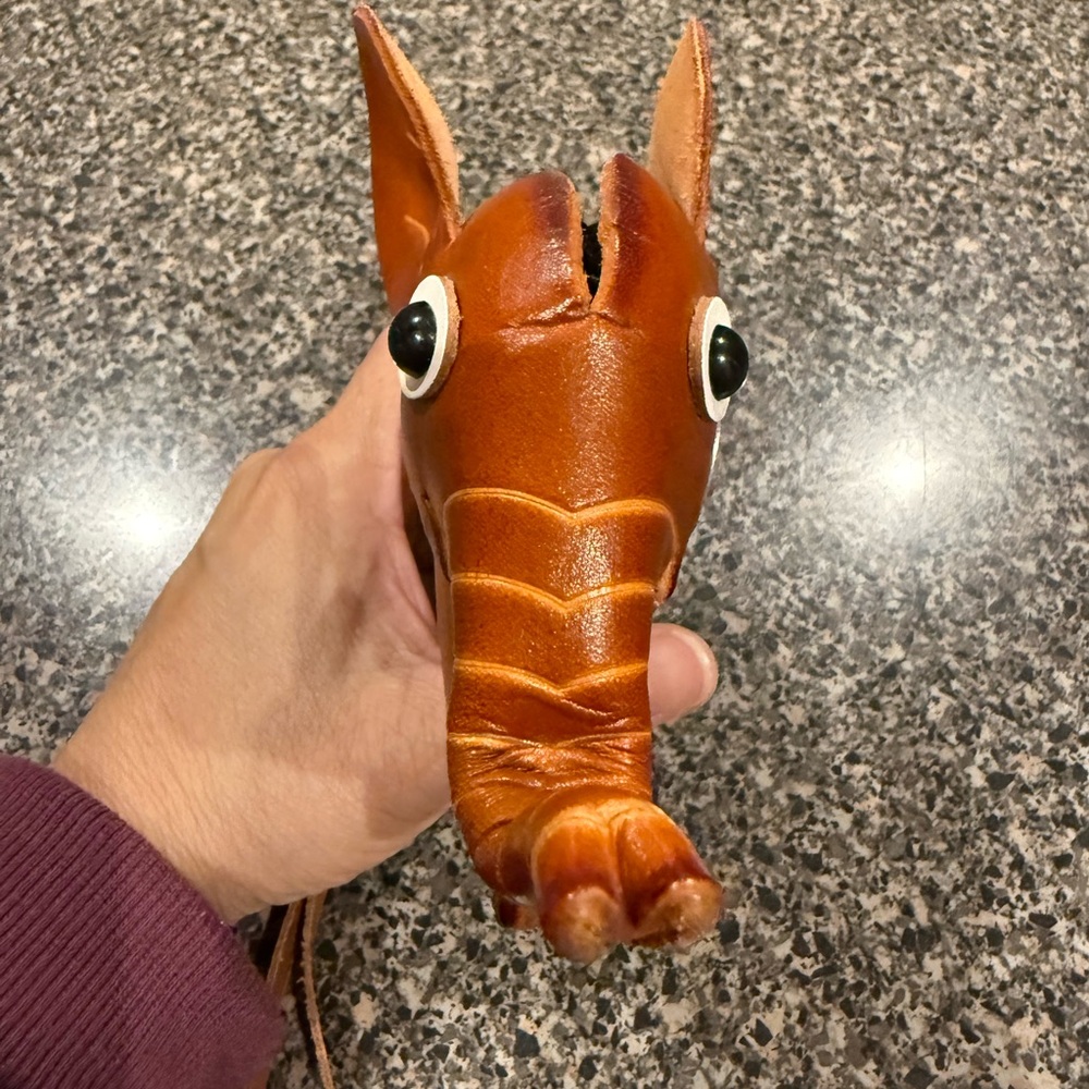 Brown Elephant Leather Coin/Keychain Genuine Leather - Picture 5 of 6